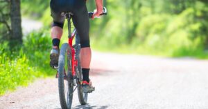 「自転車を漕ぐ」の言い換え表現