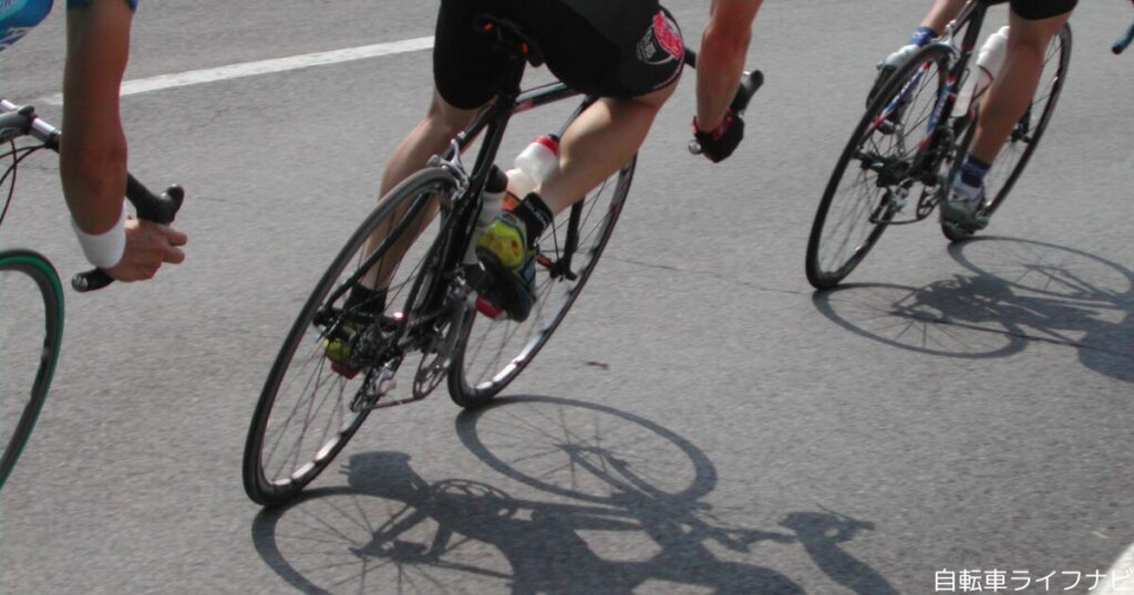 自転車に前傾姿勢で乗ると疲れるって本当？